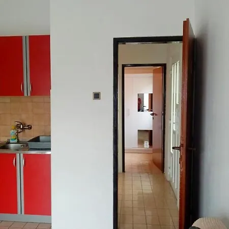 With A Parking Space - 20671 Rogoznica (Sibenik-Knin)