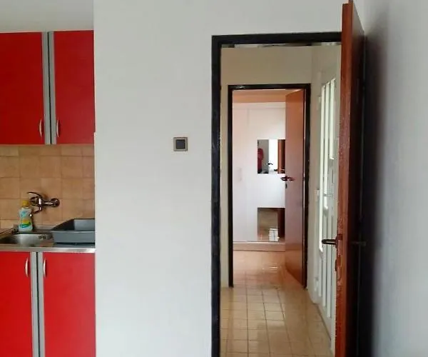 With A Parking Space - 20671 Rogoznica (Sibenik-Knin)