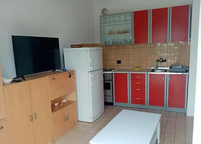 With A Parking Space - 20671 Rogoznica (Sibenik-Knin)